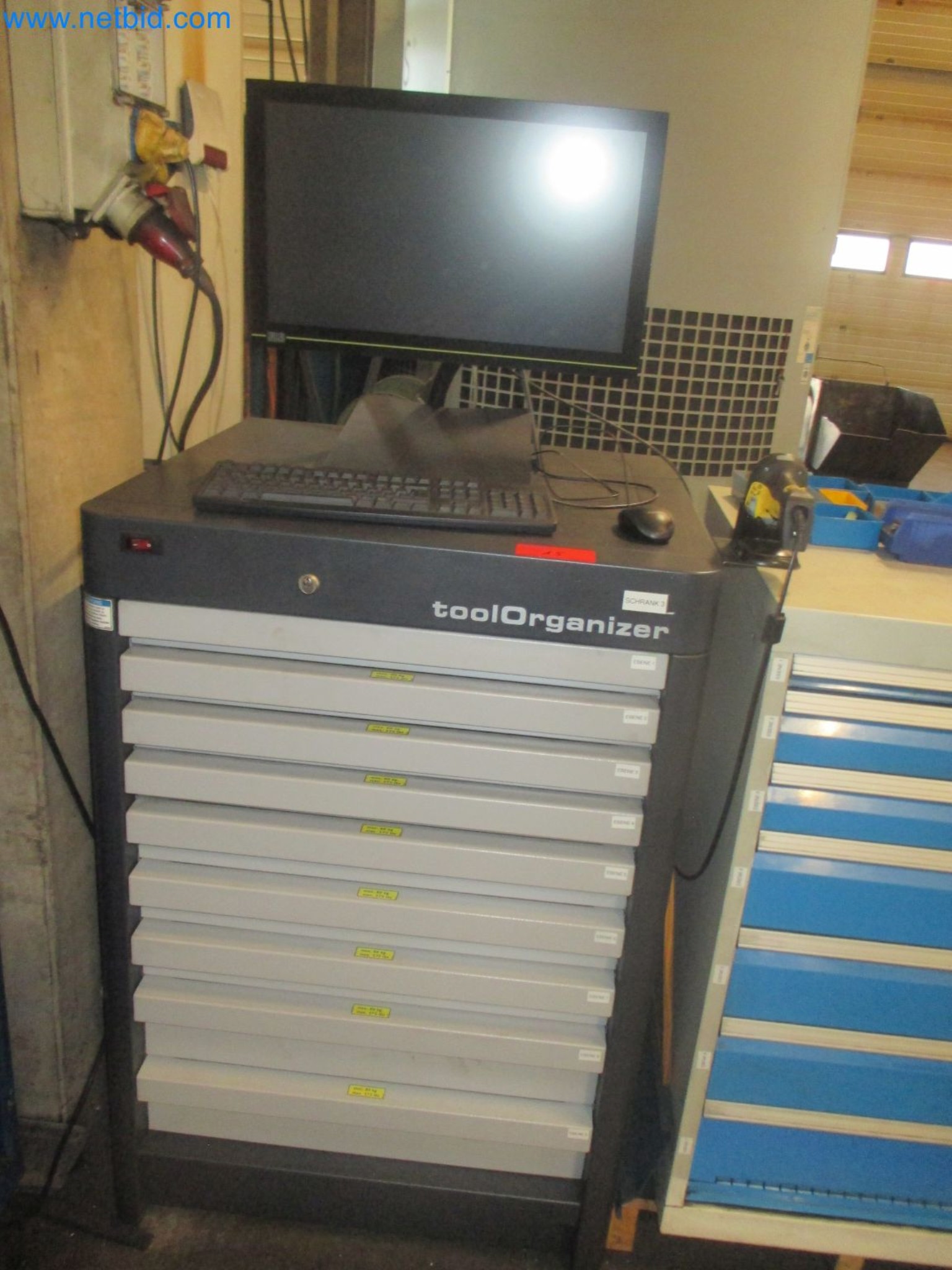 digitales Werkzeug-Ausgabesystem Zoller Tool Organizer